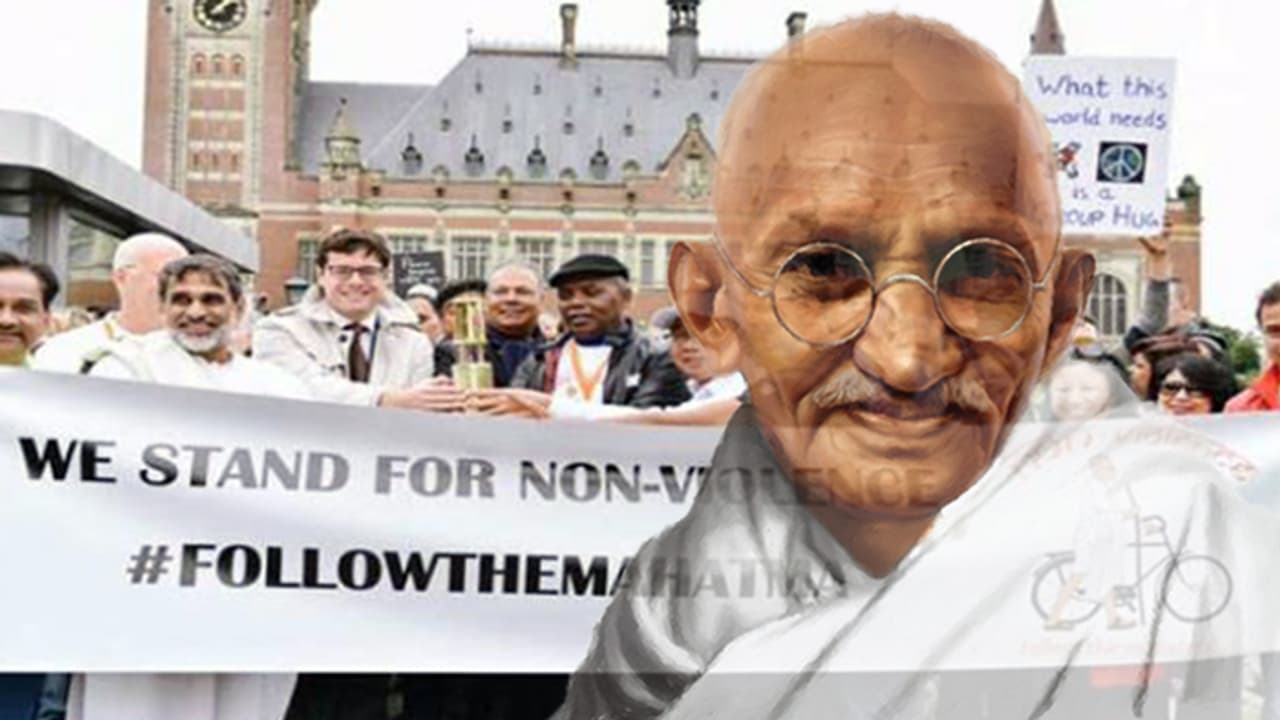 हॉलैंड में अहिंसा दिवस के मौके पर ‘गांधी मार्च’ निकाला, हजारों लोगों ने लिया हिस्सा