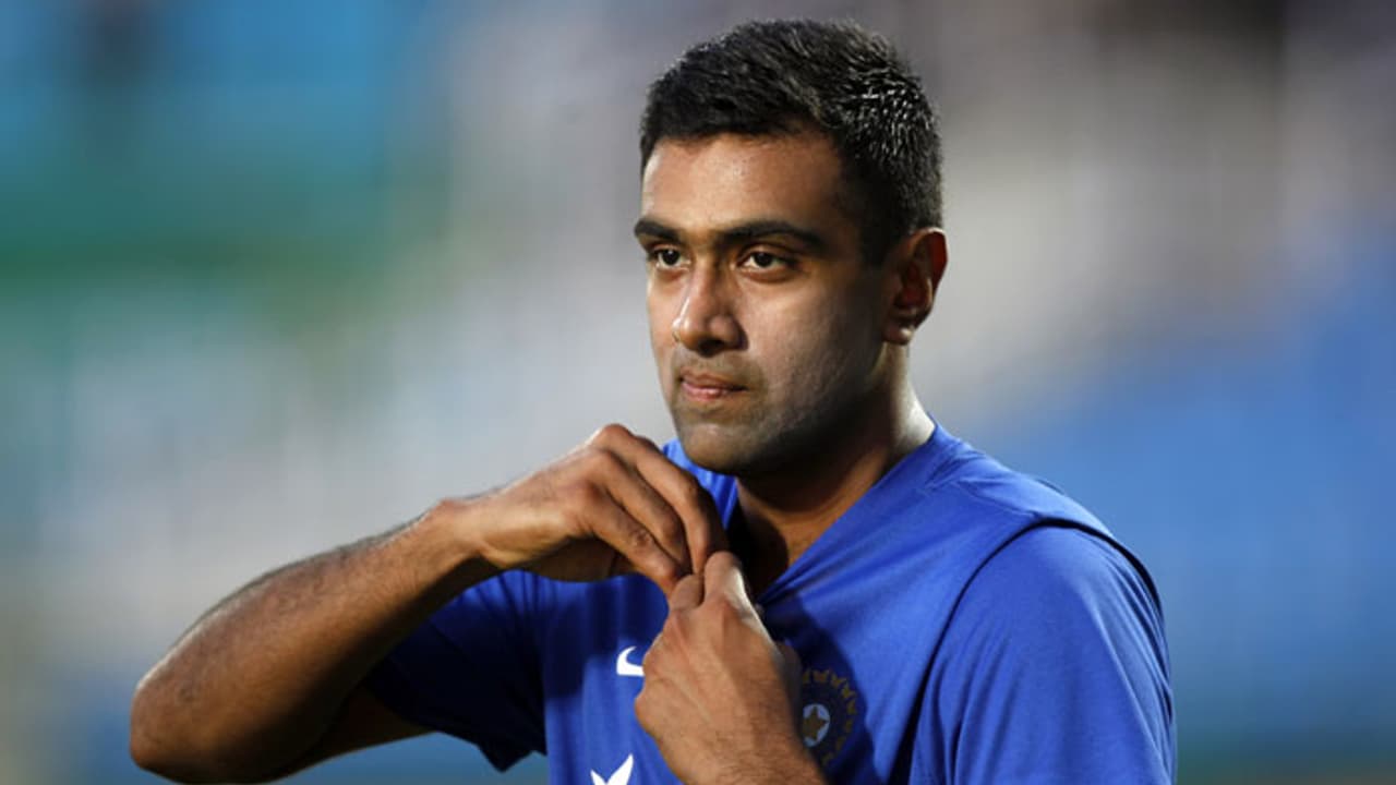 2019ರ ವಿಶ್ವಕಪ್ ಟೂರ್ನಿಗೆ ಆರ್.ಅಶ್ವಿನ್ ಪರಿಗಣಿಸಬೇಕು: ಗಂಭೀರ್ 2019ರ ವಿಶ್ವಕಪ್ ಟೂರ್ನಿಗೆ ಆರ್.ಅಶ್ವಿನ್ ಪರಿಗಣಿಸಬೇಕು: ಗಂಭೀರ್