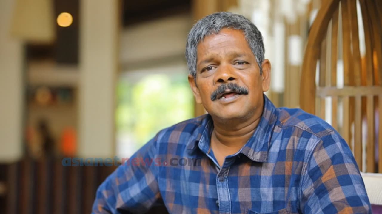 അരിസ്റ്റോ സുരേഷ് നായകന്‍; 'മിസ്റ്റര്‍ ബംഗാളി ദി റിയല്‍ ഹീറോ' സെക്കന്‍ഡ് ലുക്ക് എത്തി