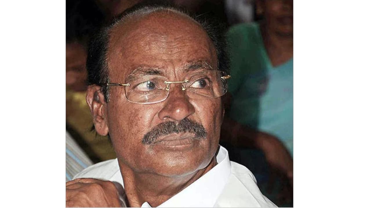 நாயை விரட்டியடித்து விட்டு, நரியை நாட்டாண்மை செய்ய வைப்பதா? யாரை எதற்காக சொன்னார் ராமதாஸ்? நாயை விரட்டியடித்து விட்டு, நரியை நாட்டாண்மை செய்ய வைப்பதா? யாரை எதற்காக சொன்னார் ராமதாஸ்?