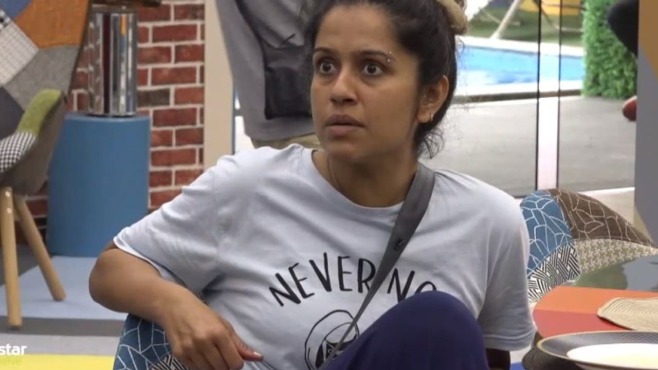 സുരേഷിന് പേളിയോട് പ്രണയമുണ്ടെന്നുള്ളത് വെറും ഗോസിപ്പല്ല രഞ്ജിനി സുരേഷിന് പേളിയോട് പ്രണയമുണ്ടെന്നുള്ളത് വെറും ഗോസിപ്പല്ല രഞ്ജിനി