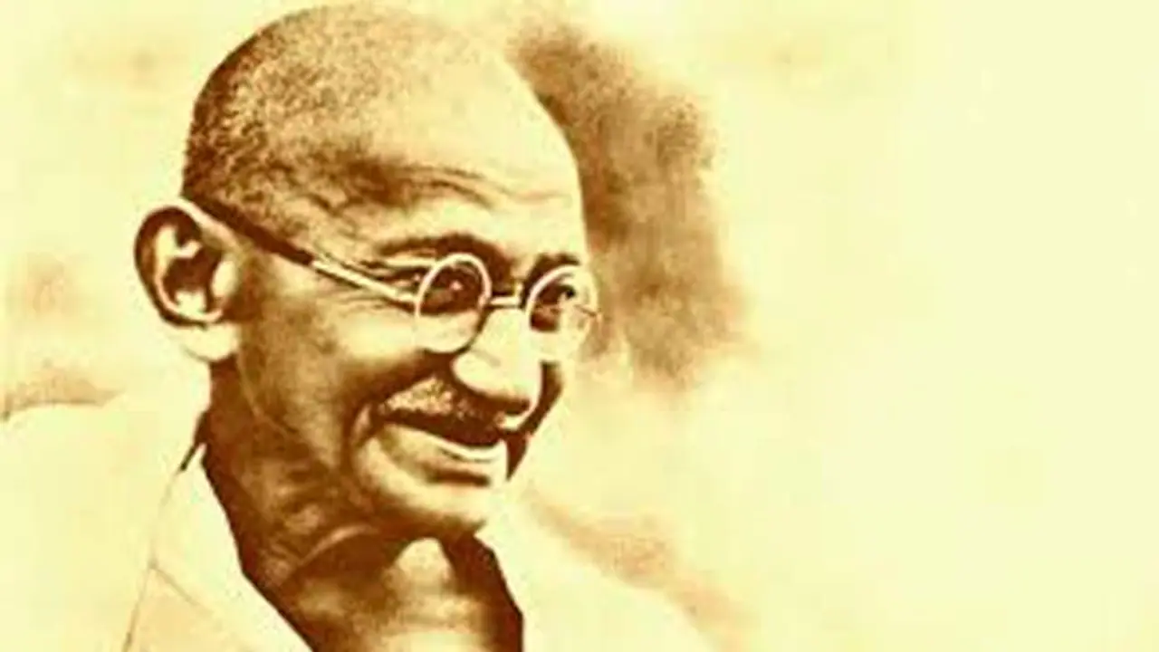 देश मना रहा है महात्मा गांधी की जयंती, राष्ट्रपति और प्रधानमंत्री ने दी श्रद्धांजलि
