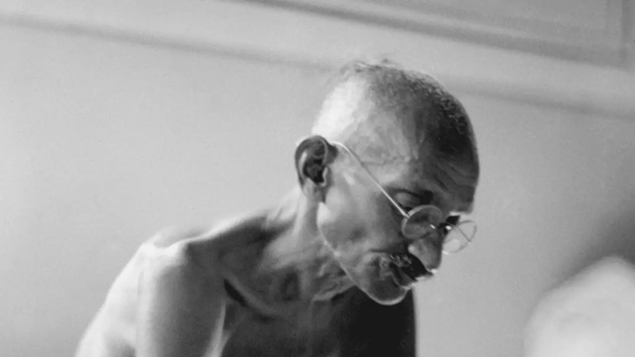 'গান্ধীর খুনীদের ক্ষমা নয়', আরএসএস এর বিরুদ্ধে লড়তে চান মহাত্মা গান্ধীর নাতি 'গান্ধীর খুনীদের ক্ষমা নয়', আরএসএস এর বিরুদ্ধে লড়তে চান মহাত্মা গান্ধীর নাতি