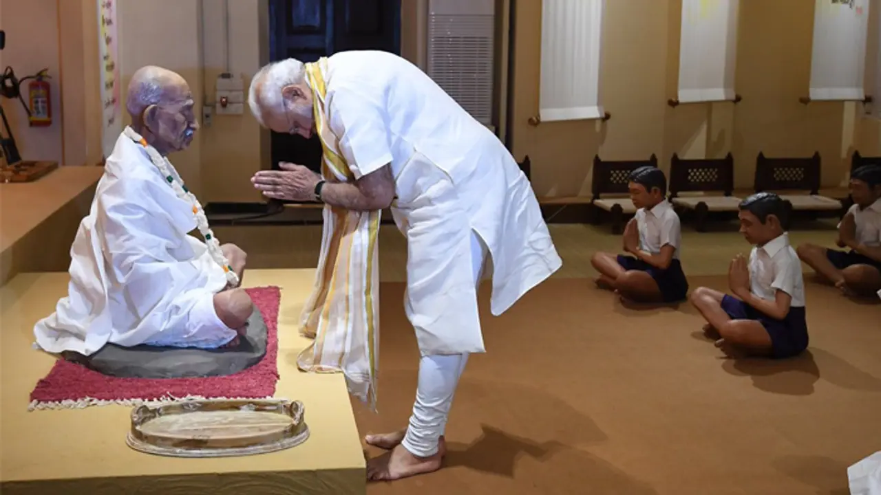 গান্ধীজির সার্ধশতবর্ষে ১৫০ কিলোমিটার পদযাত্রার ডাক দিলেন নরেন্দ্র মোদী গান্ধীজির সার্ধশতবর্ষে ১৫০ কিলোমিটার পদযাত্রার ডাক দিলেন নরেন্দ্র মোদী