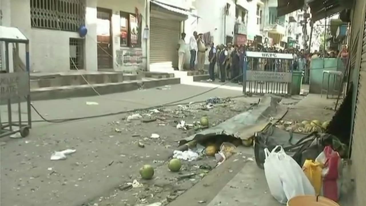 'ಕೋಲ್ಕತ್ತಾದಲ್ಲಿ ಲಘು ಬಾಂಬ್ ಸ್ಫೋಟಕ್ಕೆ ಆರ್ಎಸ್ಎಸ್ ಕಾರಣ' 'ಕೋಲ್ಕತ್ತಾದಲ್ಲಿ ಲಘು ಬಾಂಬ್ ಸ್ಫೋಟಕ್ಕೆ ಆರ್ಎಸ್ಎಸ್ ಕಾರಣ'