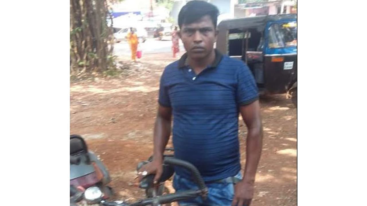 റോഡില് കൂടി സൈക്കിളോടിക്കുന്നതിന് ലൈസന്സ് വേണോ ? ഇല്ലെങ്കില് 500 രൂപ പിഴ റോഡില് കൂടി സൈക്കിളോടിക്കുന്നതിന് ലൈസന്സ് വേണോ ? ഇല്ലെങ്കില് 500 രൂപ പിഴ