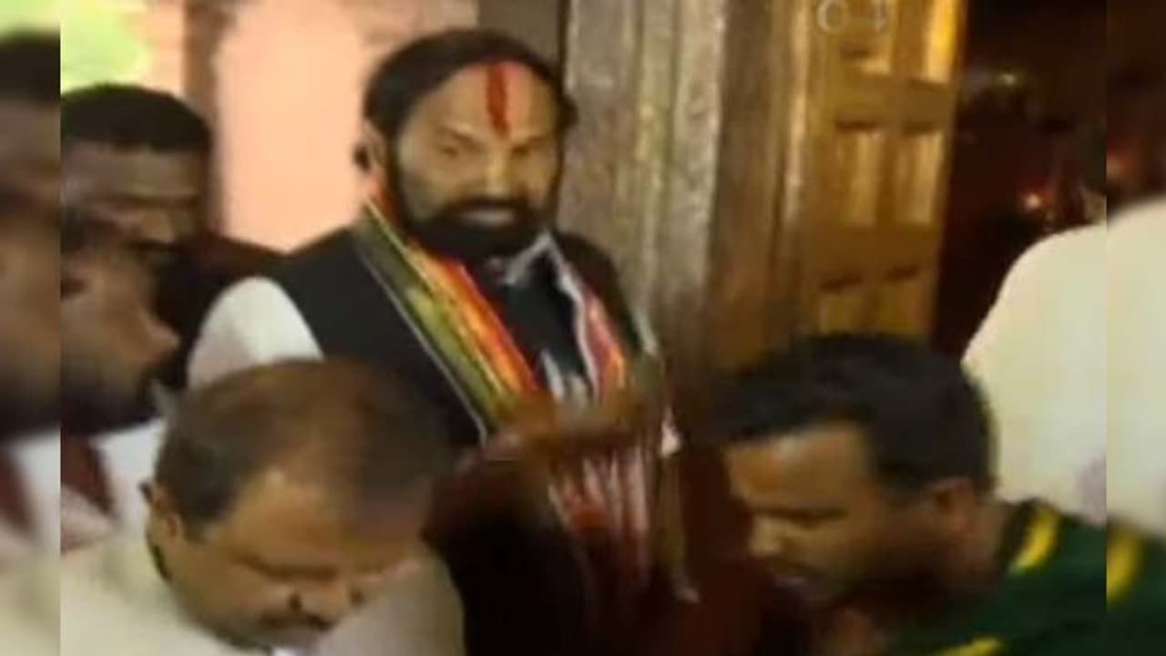 ఆలంపూర్ నుండి కాంగ్రెస్ పార్టీ ప్రచారం ప్రారంభం ఆలంపూర్ నుండి కాంగ్రెస్ పార్టీ ప్రచారం ప్రారంభం