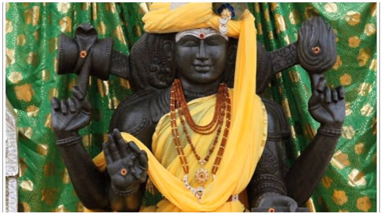 குரு பகவானுக்கு "இந்த ராசியினர்" விரதம் இருந்தால்... இப்படியொரு மாற்றம் வருமாம்...!