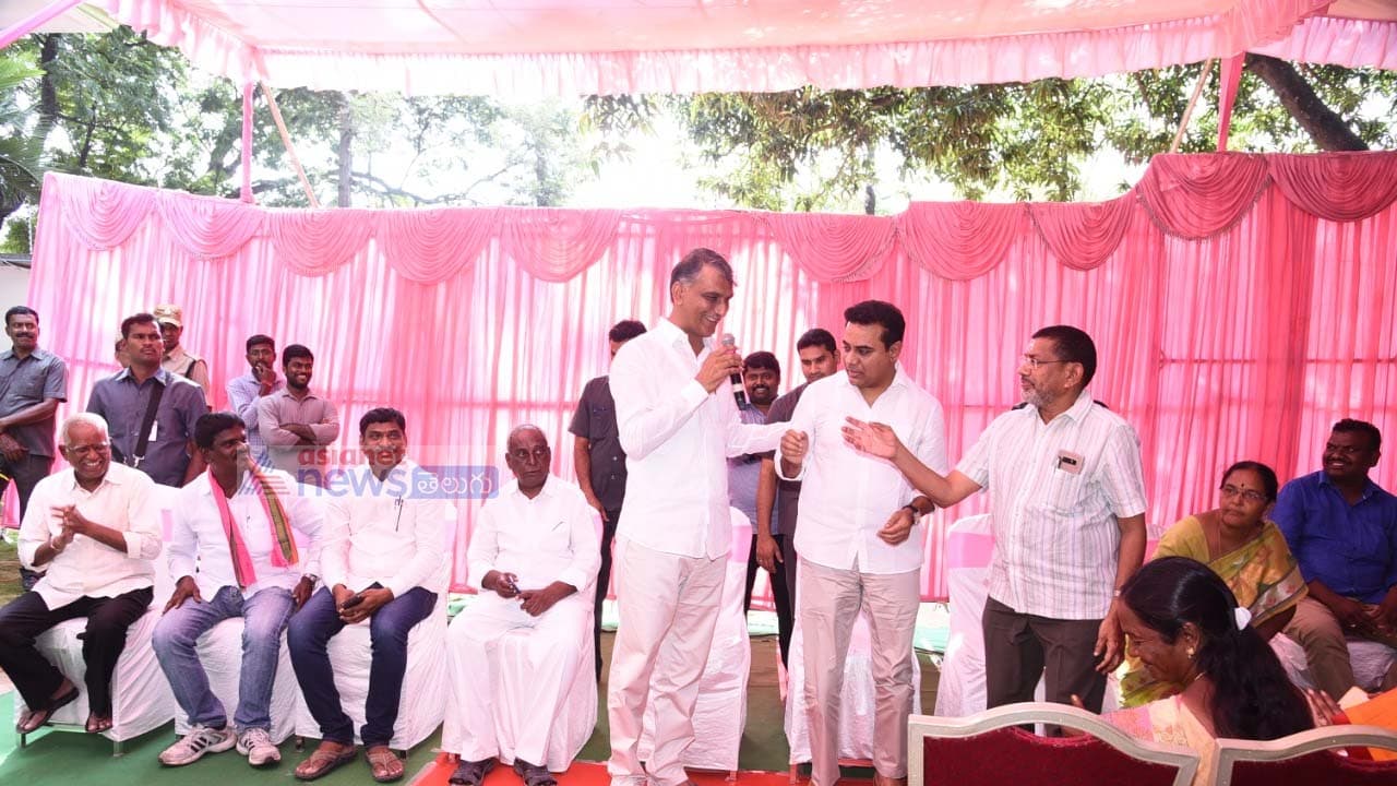 కేటీఆర్ వంటివారినే అందరూ కోరుకుంటున్నారు...: హరీష్ రావు ఆసక్తికర కామెంట్స్ కేటీఆర్ వంటివారినే అందరూ కోరుకుంటున్నారు...: హరీష్ రావు ఆసక్తికర కామెంట్స్