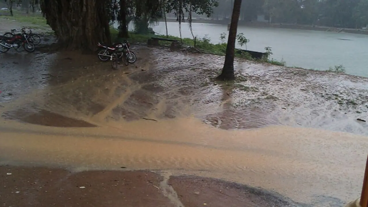 Tamilnadu Rain Update: எங்கெல்லாம் அடித்து ஆடப்போகும் அடைமழை.. முக்கிய அப்டேட் கொடுத்த வானிலை! Tamilnadu Rain Update: எங்கெல்லாம் அடித்து ஆடப்போகும் அடைமழை.. முக்கிய அப்டேட் கொடுத்த வானிலை!