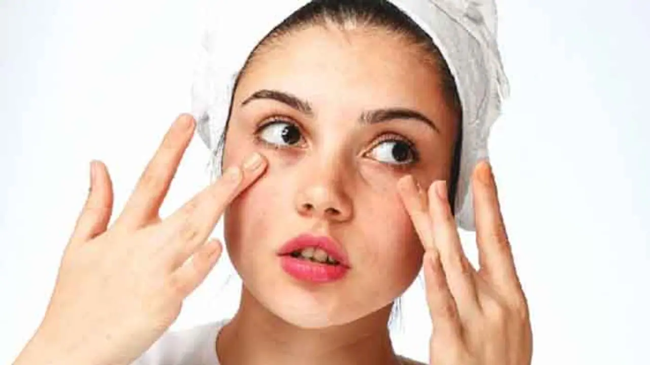 പഞ്ചസാര ഉപയോഗിച്ച് ചര്‍മ്മ സംരക്ഷണം മൂന്ന് വഴികള്‍