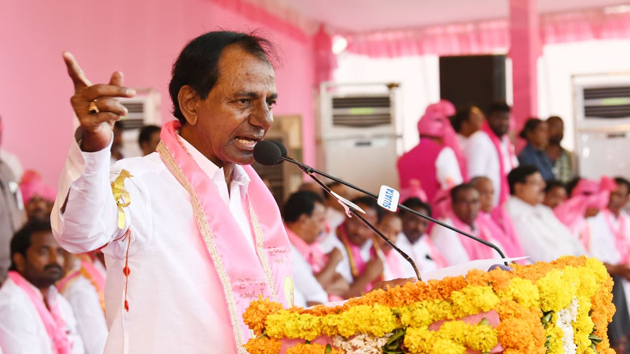 ఎన్డీటీవీ ఓపీనియన్ పోల్స్: టీఆర్ఎస్ది తిరుగులేని హవా, కాంగ్రెస్ దిగదుడుపే ఎన్డీటీవీ ఓపీనియన్ పోల్స్: టీఆర్ఎస్ది తిరుగులేని హవా, కాంగ్రెస్ దిగదుడుపే