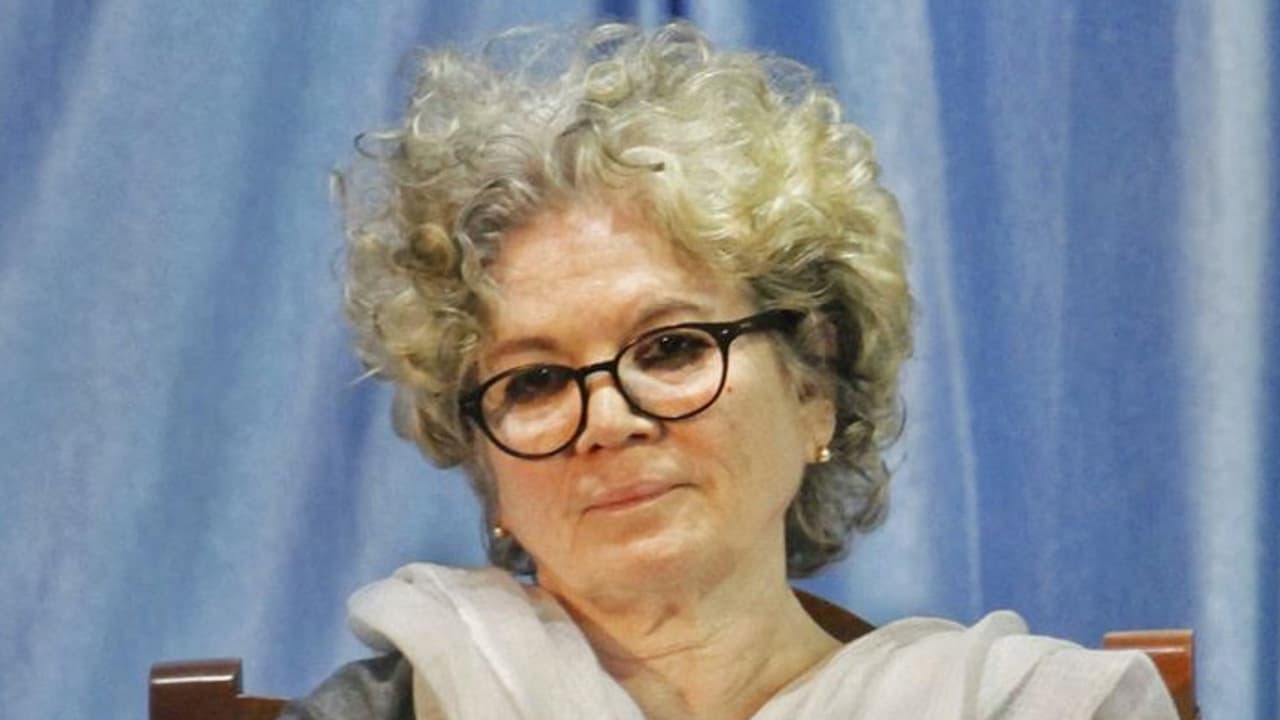 അഞ്ച് വർഷമായി എന്താ നടക്കുന്നത്, ഭരണകൂടം പൊട്ടൻ കളിക്കരുത്; 'അതിജീവിത' വിഷയത്തിൽ സർക്കാരിനെതിരെ സാറാ ജോസഫ് അഞ്ച് വർഷമായി എന്താ നടക്കുന്നത്, ഭരണകൂടം പൊട്ടൻ കളിക്കരുത്; 'അതിജീവിത' വിഷയത്തിൽ സർക്കാരിനെതിരെ സാറാ ജോസഫ്