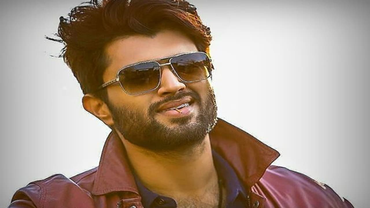 కథ విని పారిపోబోయా.. విజయ్ దేవరకొండ కామెంట్స్! కథ విని పారిపోబోయా.. విజయ్ దేవరకొండ కామెంట్స్!