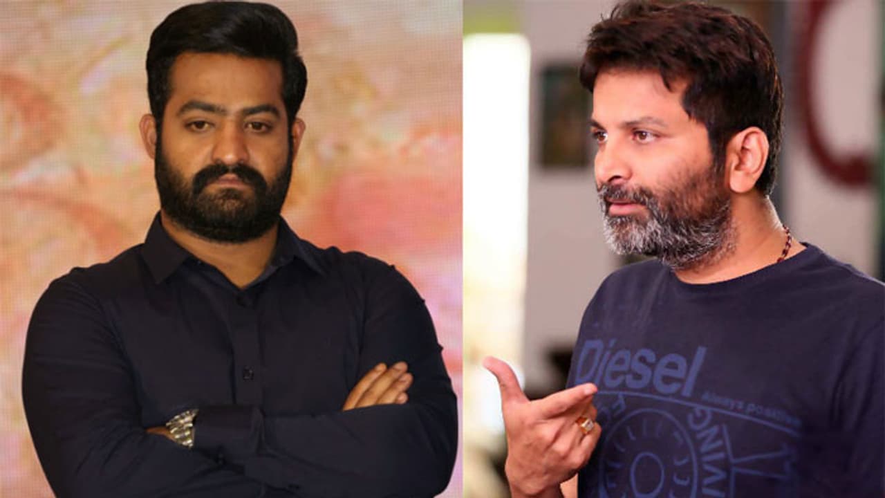 ఎన్టీఆర్ తో చాలా ఇబ్బంది పడ్డా.. త్రివిక్రమ్ వ్యాఖ్యలు! ఎన్టీఆర్ తో చాలా ఇబ్బంది పడ్డా.. త్రివిక్రమ్ వ్యాఖ్యలు!