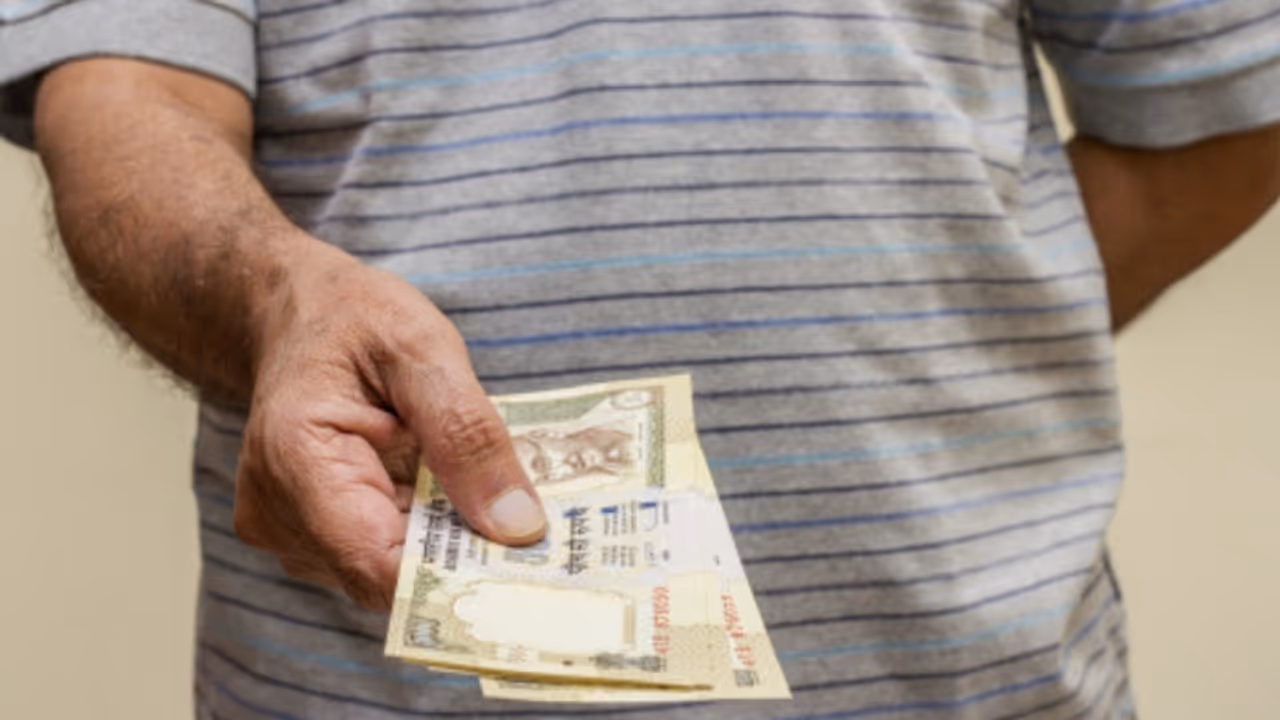 Railway ministry tops list of departments facing corruption charges, says CVC