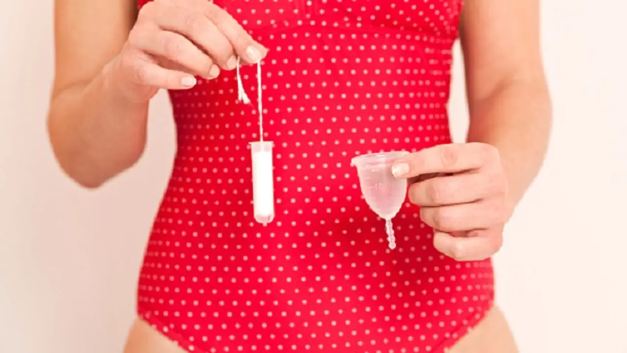 ಮುಟ್ಟಾದಾಗ ಮಹಿಳೆಯರು ಸ್ವಿಮ್ ಮಾಡ್ಬಹುದಾ?