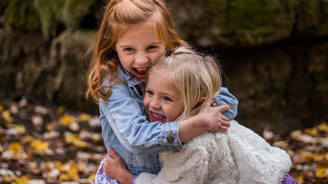 മടിക്കാതെ കെട്ടിപ്പിടിക്കൂ, ഒരുപാട് ഗുണങ്ങളുണ്ട് മടിക്കാതെ കെട്ടിപ്പിടിക്കൂ, ഒരുപാട് ഗുണങ്ങളുണ്ട്