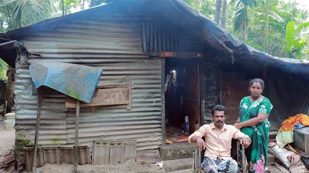 എല്ലുപൊടിയുന്ന അപൂര്വ്വ രോഗം; യുവാവ് സഹായം തേടുന്നു എല്ലുപൊടിയുന്ന അപൂര്വ്വ രോഗം; യുവാവ് സഹായം തേടുന്നു