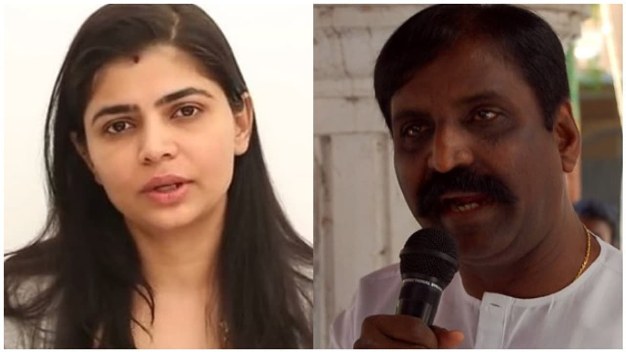 "அவரது பாலியல் சீண்டல்களுக்கும் சேர்த்து டாக்டர் பட்டம் கொடுங்கள்"... வைரமுத்து மீது மீண்டும் பாயும் சின்மயி...! "அவரது பாலியல் சீண்டல்களுக்கும் சேர்த்து டாக்டர் பட்டம் கொடுங்கள்"... வைரமுத்து மீது மீண்டும் பாயும் சின்மயி...!