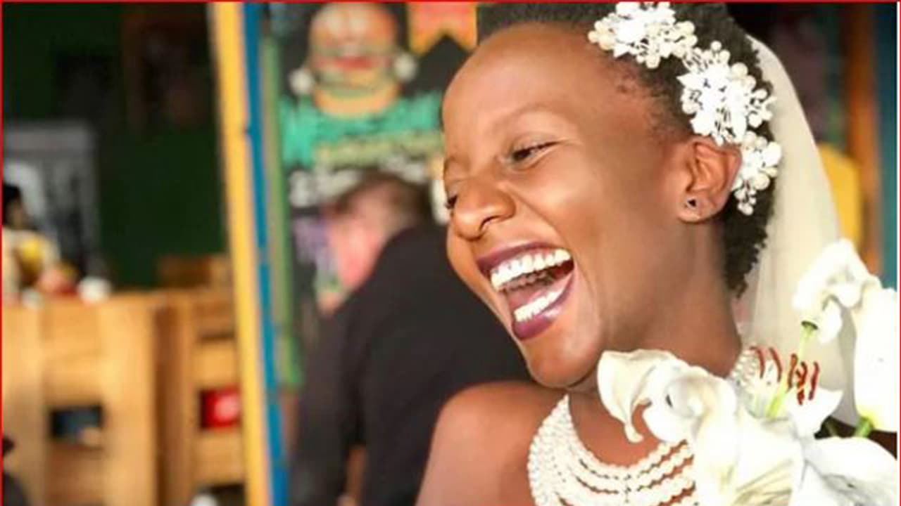 ತನ್ನನ್ನೇ ತಾನು ವರಿಸಿದ ಕಪ್ಪು ಸುಂದರಿ ತನ್ನನ್ನೇ ತಾನು ವರಿಸಿದ ಕಪ್ಪು ಸುಂದರಿ