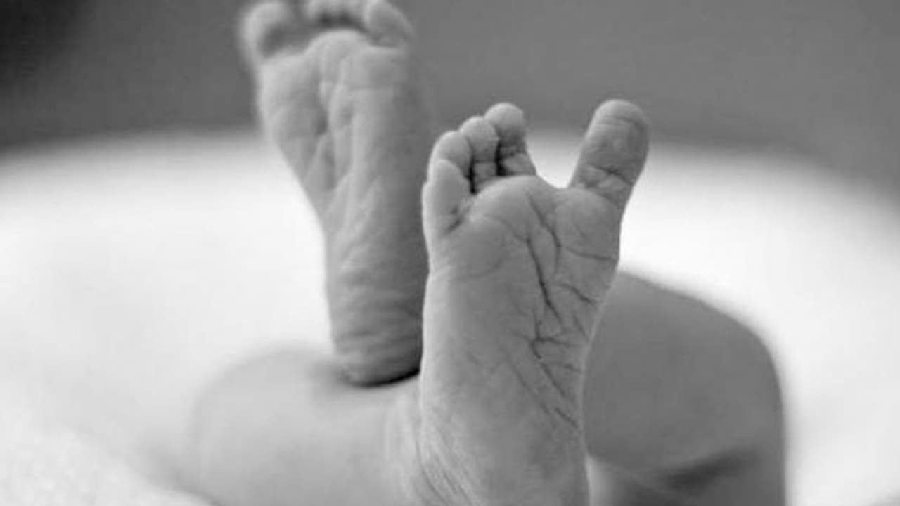 Infant Murder : നവജാത ശിശുവിന്റെ തല ഭിത്തിയിൽ ഇടിപ്പിച്ചു; റാന്നിയിൽ കൊലപാതകത്തിന് അമ്മ അറസ്റ്റിൽ