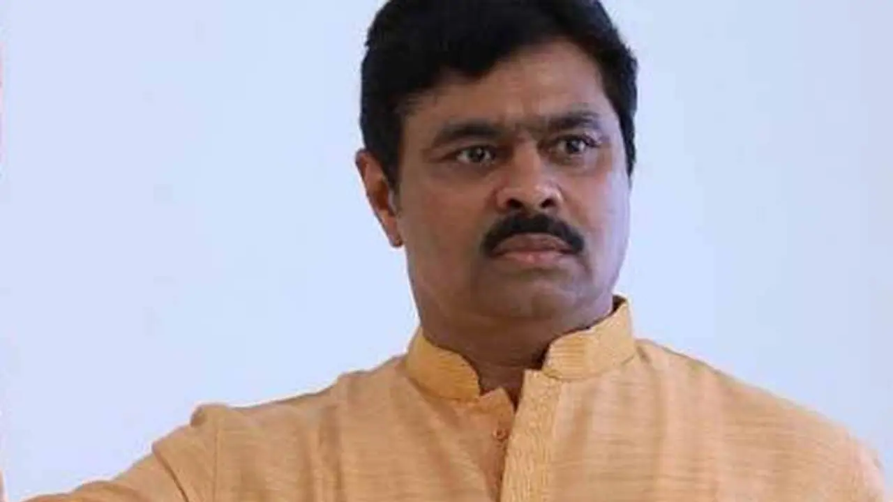 ఢిల్లీలో అమిత్ షాతో సీఎం రమేష్ భేటీ.. రాష్ట్ర రాజ‌కీయాల‌పై చ‌ర్చ