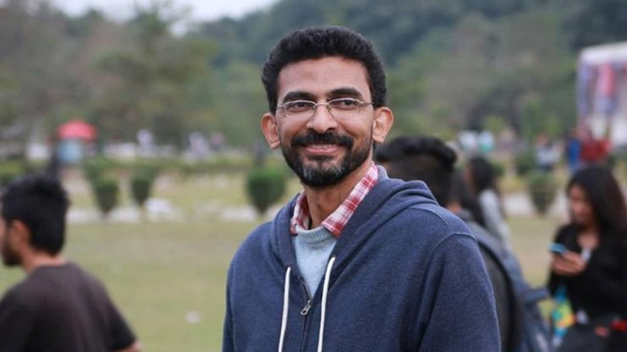 ఆడియో వేడుకలో పాడమని చెప్పాను... సారంగ దరియా వివాదంపై శేఖర్ కమ్ముల కామెంట్! ఆడియో వేడుకలో పాడమని చెప్పాను... సారంగ దరియా వివాదంపై శేఖర్ కమ్ముల కామెంట్!