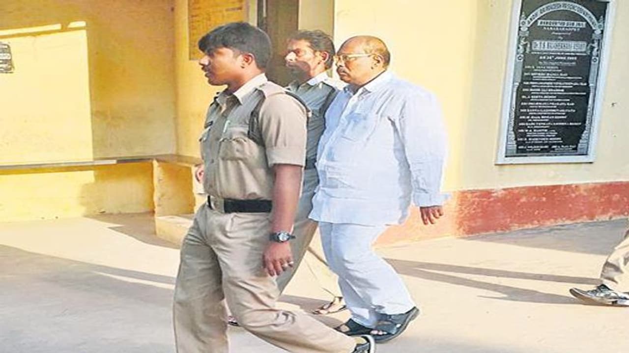 కిడ్నీ రాకెట్ కేసులో టిడిపి నేత అరెస్ట్