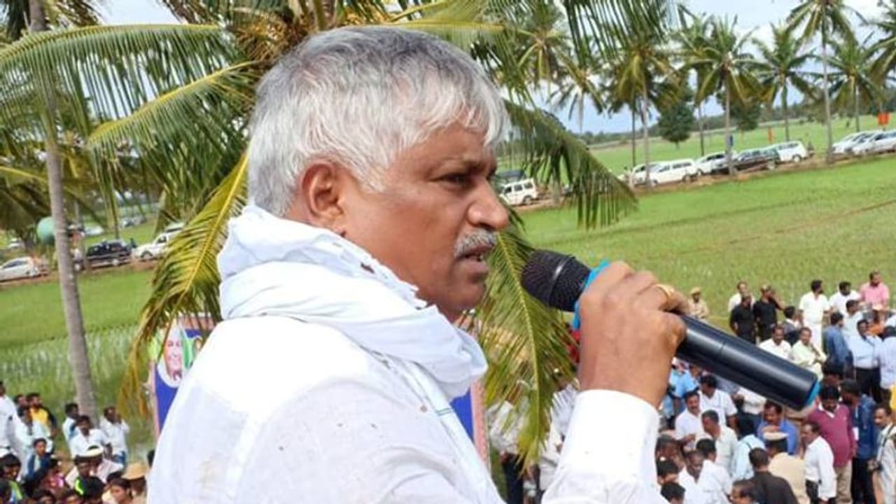 ಕೆರೆ ಒತ್ತುವರಿ ವಿರುದ್ಧ ನಿರ್ದಾಕ್ಷಿಣ್ಯ ಕ್ರಮ: ಸಚಿವ ಪುಟ್ಟರಾಜು ಕೆರೆ ಒತ್ತುವರಿ ವಿರುದ್ಧ ನಿರ್ದಾಕ್ಷಿಣ್ಯ ಕ್ರಮ: ಸಚಿವ ಪುಟ್ಟರಾಜು