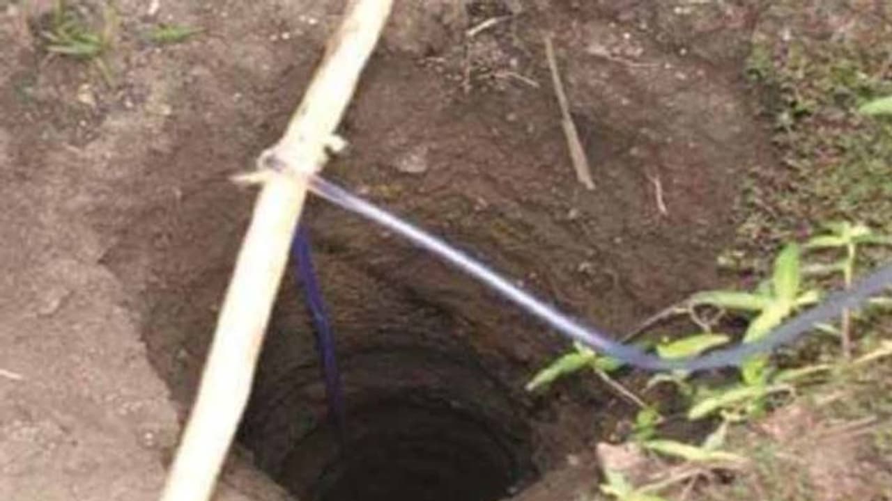 జనాలు చూస్తారని...బావిలోకి తోసి, బాలికపై జనాలు చూస్తారని...బావిలోకి తోసి, బాలికపై