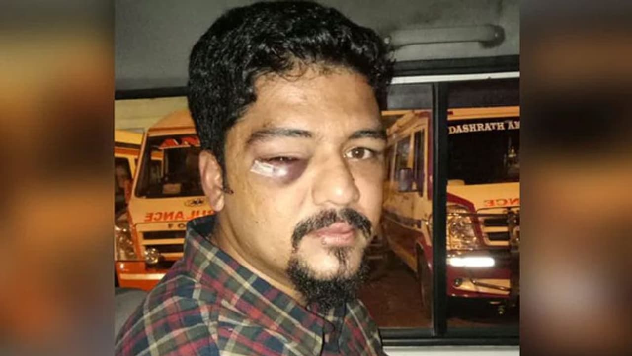 മാധ്യമപ്രവര്ത്തകന് നേരെ അജ്ഞാത സംഘത്തിന്റെ ആക്രമണം മാധ്യമപ്രവര്ത്തകന് നേരെ അജ്ഞാത സംഘത്തിന്റെ ആക്രമണം