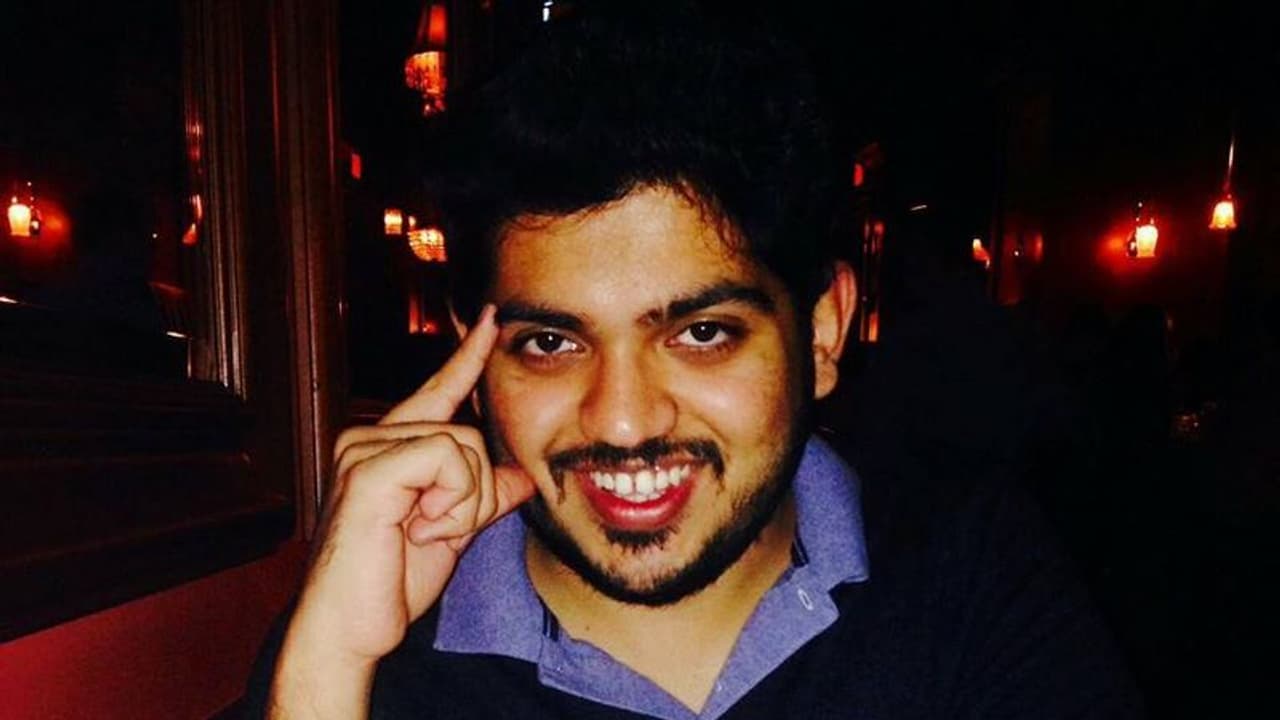 'നിങ്ങള് ഹിന്ദുവല്ല'; ശാസ്ത്രജ്ഞനെ നൃത്താഘോഷത്തില് നിന്ന് ഇറക്കി വിട്ടു 'നിങ്ങള് ഹിന്ദുവല്ല'; ശാസ്ത്രജ്ഞനെ നൃത്താഘോഷത്തില് നിന്ന് ഇറക്കി വിട്ടു