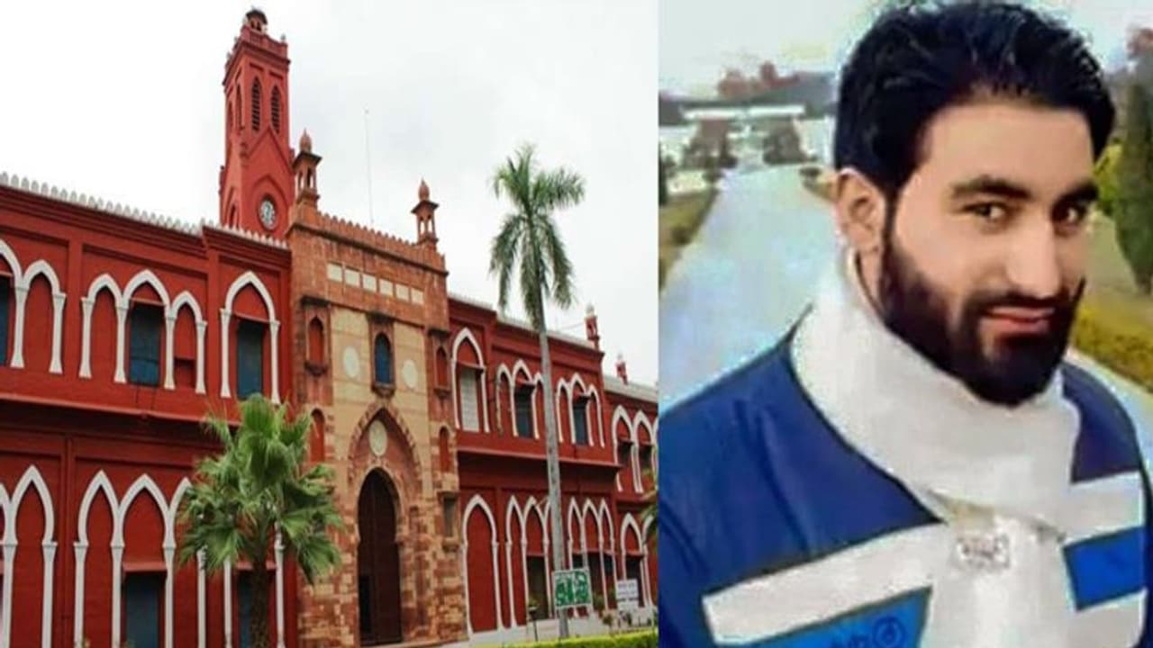 വിദ്യാർത്ഥികൾക്കെതിരെ രാജ്യദ്രോഹ കുറ്റം; 1,200 കശ്മീരി വിദ്യാർത്ഥികൾ കോളേജ് വിടുന്നു വിദ്യാർത്ഥികൾക്കെതിരെ രാജ്യദ്രോഹ കുറ്റം; 1,200 കശ്മീരി വിദ്യാർത്ഥികൾ കോളേജ് വിടുന്നു