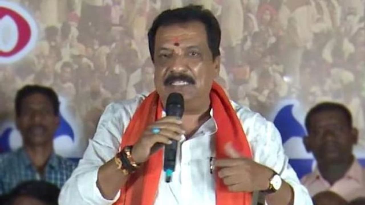 కేఈతో బంధుత్వం నిజమే,.. కానీ అదే కారణం కాదు: నందీశ్వర్ గౌడ్ కేఈతో బంధుత్వం నిజమే,.. కానీ అదే కారణం కాదు: నందీశ్వర్ గౌడ్