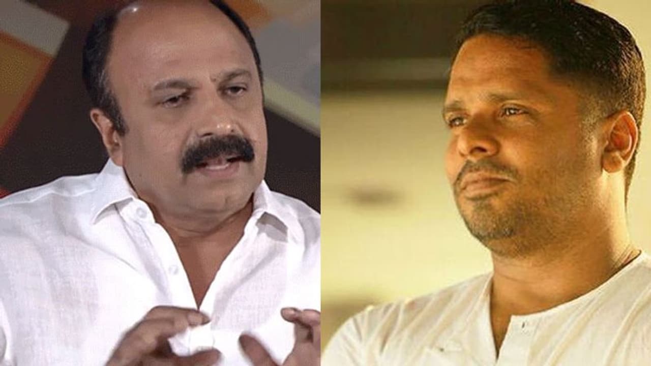 സിനിമയിലെ ലൈംഗിക ചൂഷണം തടയാനുള്ള ആഷിഖ് അബുവിന്റെ നിര്ദ്ദേശത്തെ പരിഹസിച്ച് സിദ്ദിഖ് സിനിമയിലെ ലൈംഗിക ചൂഷണം തടയാനുള്ള ആഷിഖ് അബുവിന്റെ നിര്ദ്ദേശത്തെ പരിഹസിച്ച് സിദ്ദിഖ്