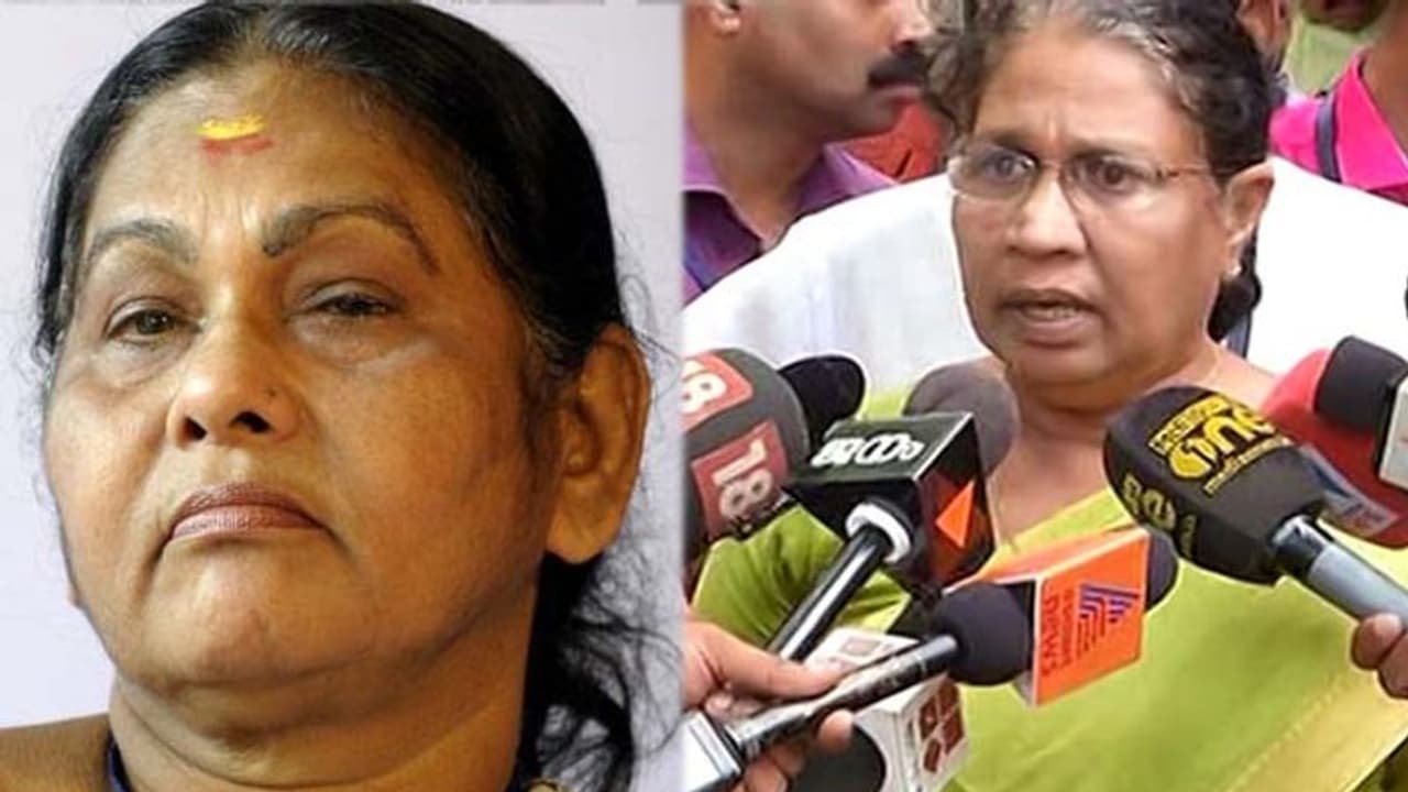 ''അവര് ഉള്ളത് ഇരക്കൊപ്പം അല്ല, വേട്ടക്കാർക്ക് ഒപ്പം''; കെപിഎസി ലളിതക്കെതിരെ വനിതാ കമ്മീഷൻ ''അവര് ഉള്ളത് ഇരക്കൊപ്പം അല്ല, വേട്ടക്കാർക്ക് ഒപ്പം''; കെപിഎസി ലളിതക്കെതിരെ വനിതാ കമ്മീഷൻ