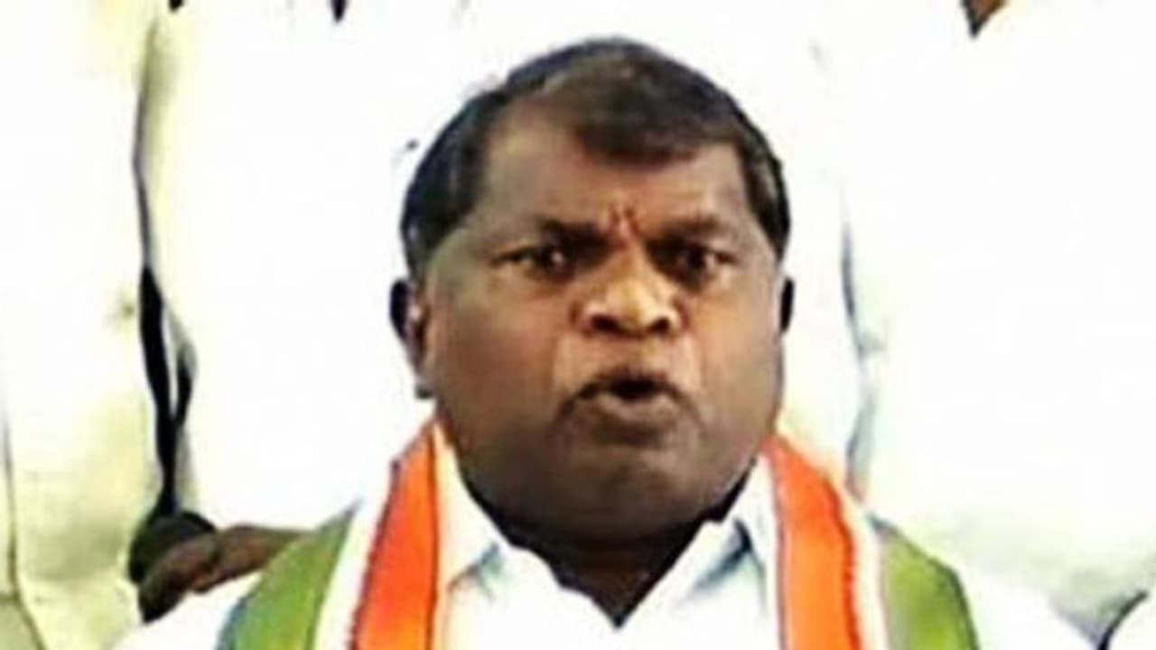 పార్లమెంట్ ఎన్నికల్లో పోటీ చేస్తా: సిరిసిల్ల రాజయ్య పార్లమెంట్ ఎన్నికల్లో పోటీ చేస్తా: సిరిసిల్ల రాజయ్య