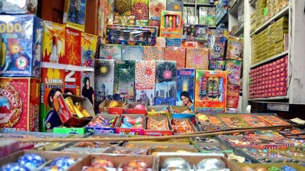 Diwali: Telangana's firecracker retailers woo customers with price cuts