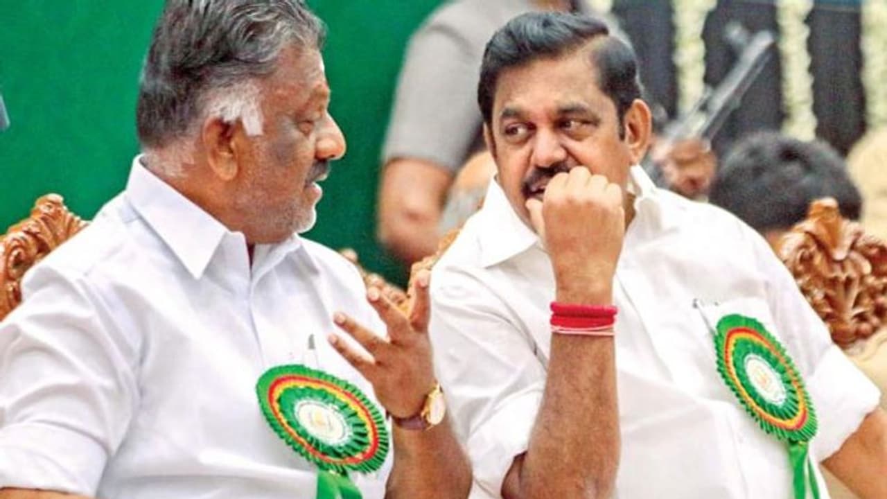 மோதிப்பார்க்க தயாரான அதிமுக... ஓபிஎஸ், இபிஎஸ் அதிரடி அறிவிப்பு! மோதிப்பார்க்க தயாரான அதிமுக... ஓபிஎஸ், இபிஎஸ் அதிரடி அறிவிப்பு!