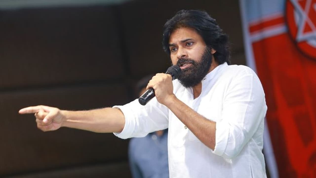 చంద్రబాబు ప్రభుత్వాన్ని సాయం కోరిన పవన్ కల్యాణ్
