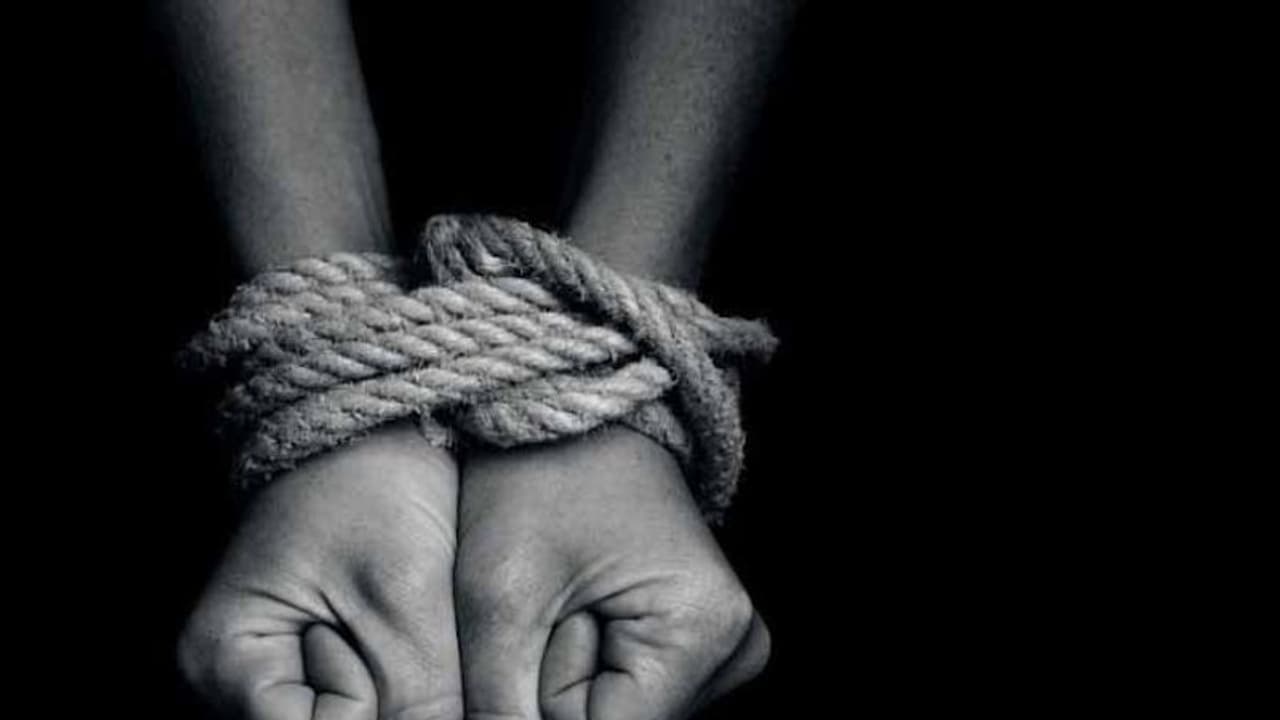 ‘‘నాన్న.. నేను కిడ్నాప్ అయ్యాను’’ రూ.5 లక్షలు తీసుకురా.. ‘‘నాన్న.. నేను కిడ్నాప్ అయ్యాను’’ రూ.5 లక్షలు తీసుకురా..