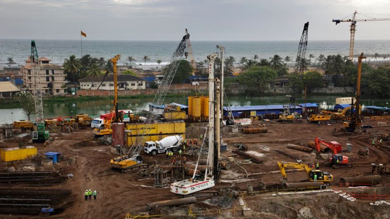 प्रधानमंत्री रानिल विक्रमसिंघे की यात्रा से पहले चीन को झटका दे श्रीलंका ने भारत को दिया तोहफा