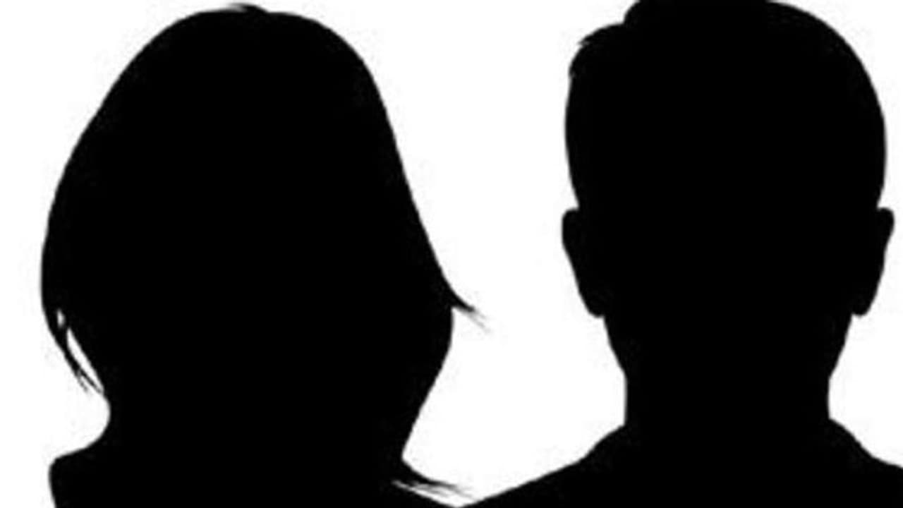 నిర్మాతని ఇబ్బంది పెడుతోన్న హీరోయిన్! నిర్మాతని ఇబ్బంది పెడుతోన్న హీరోయిన్!