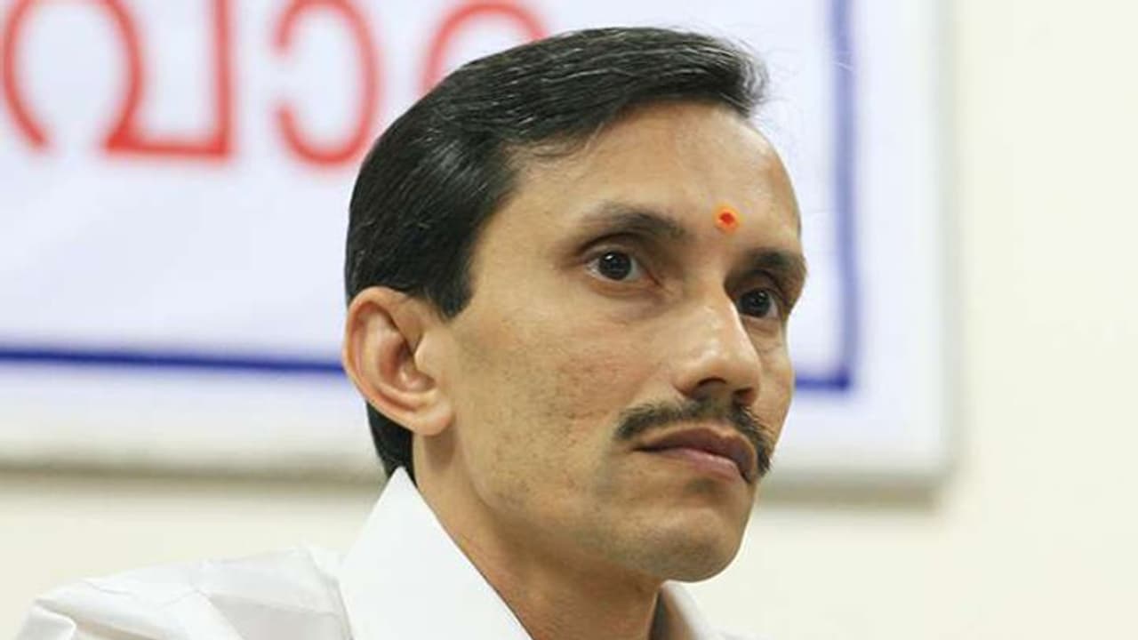 മുസ്ലിം വിരുദ്ധ മുദ്രാവാക്യം 'വികാരത്തള്ളിച്ച', പ്രവര്‍ത്തകര്‍ക്കെതിരെ നടപടി വേണ്ടെന്ന് എംടി രമേശ്