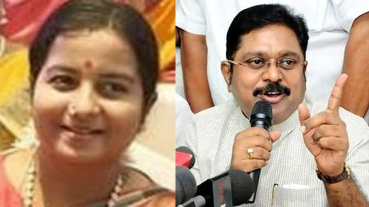 தினகரனை ஆட்டிவைப்பதே அவர் மனைவிதான்! அ.ம.மு.க.வின் கலெக்ஷன் ஏஜெண்ட் அவர்தான்: அனுராதாவுக்கு எதிராக சீறும் சிவசங்கரி. தினகரனை ஆட்டிவைப்பதே அவர் மனைவிதான்! அ.ம.மு.க.வின் கலெக்ஷன் ஏஜெண்ட் அவர்தான்: அனுராதாவுக்கு எதிராக சீறும் சிவசங்கரி.