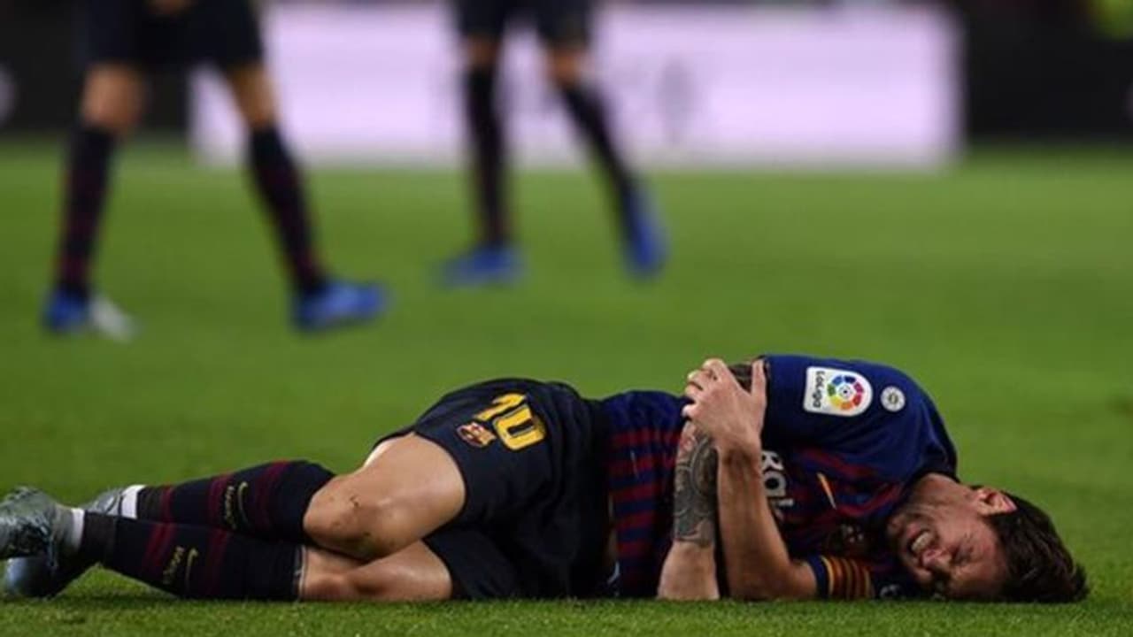 പരിക്ക് പാരയായി; എല് ക്ലാസിക്കോയ്ക്ക് മെസിയില്ല! പരിക്ക് പാരയായി; എല് ക്ലാസിക്കോയ്ക്ക് മെസിയില്ല!