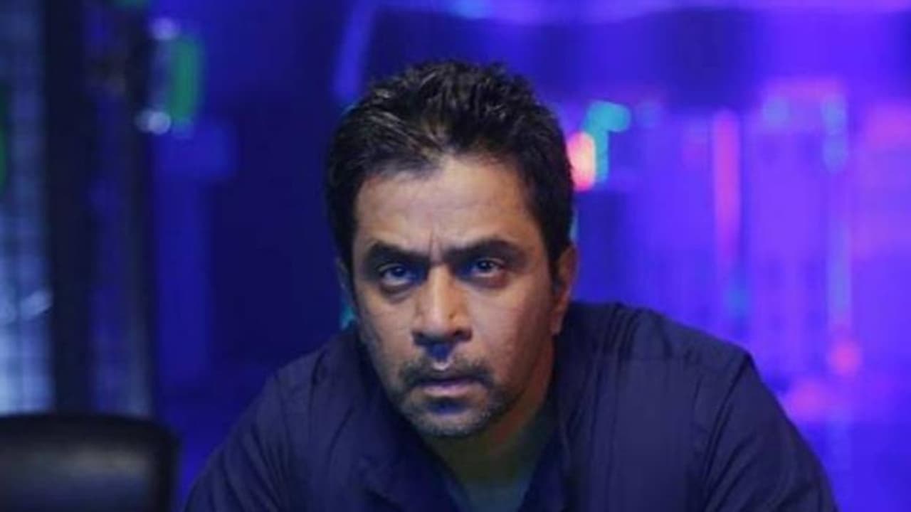 മീടു ആരോപണം: ലൈംഗിക അതിക്രമത്തിന് അര്ജുനെതിരെ കേസെടുത്തു മീടു ആരോപണം: ലൈംഗിക അതിക്രമത്തിന് അര്ജുനെതിരെ കേസെടുത്തു