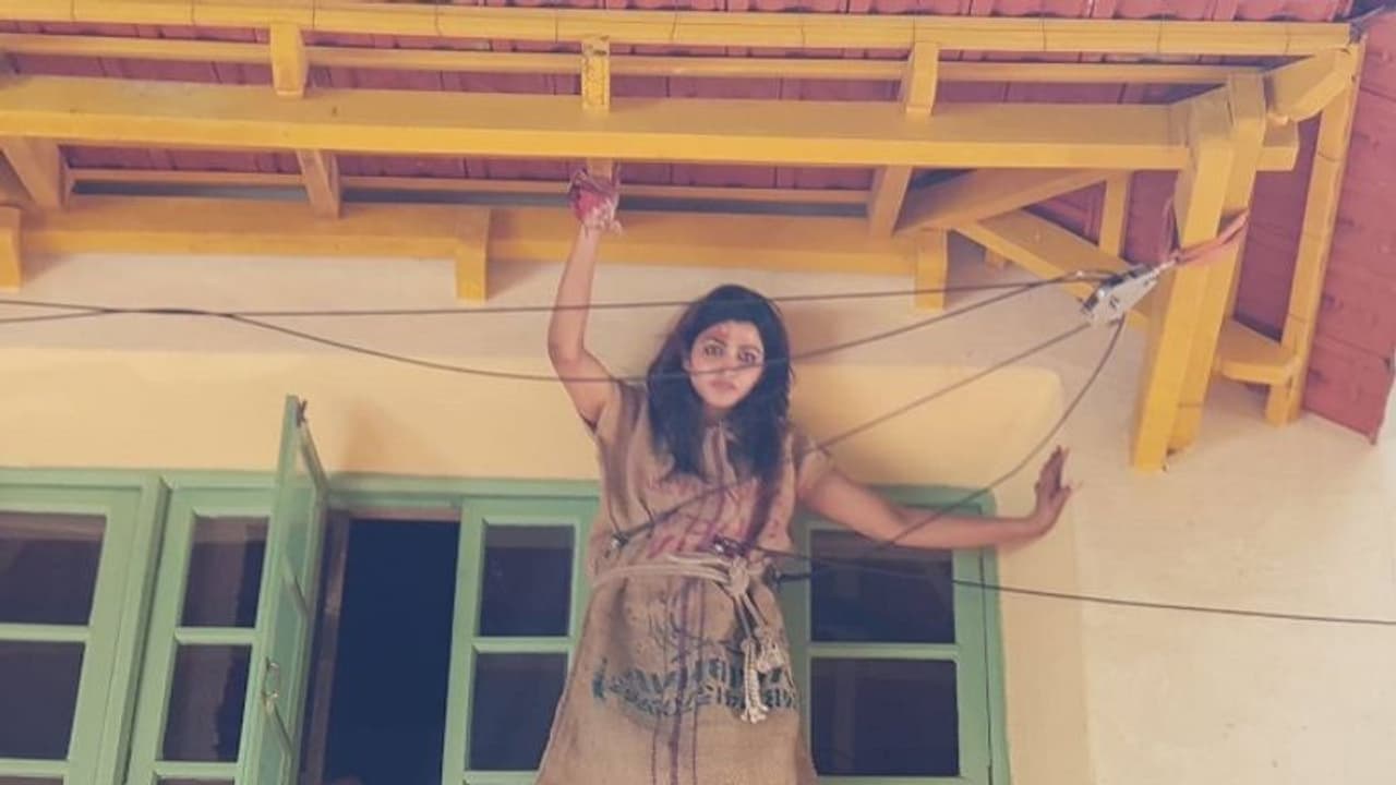 ಉದ್ಘರ್ಷ ಹೀರೋಯಿನ್ ಗೆ ಮೈ ತುಂಬಾ ಗಾಯ! ಉದ್ಘರ್ಷ ಹೀರೋಯಿನ್ ಗೆ ಮೈ ತುಂಬಾ ಗಾಯ!