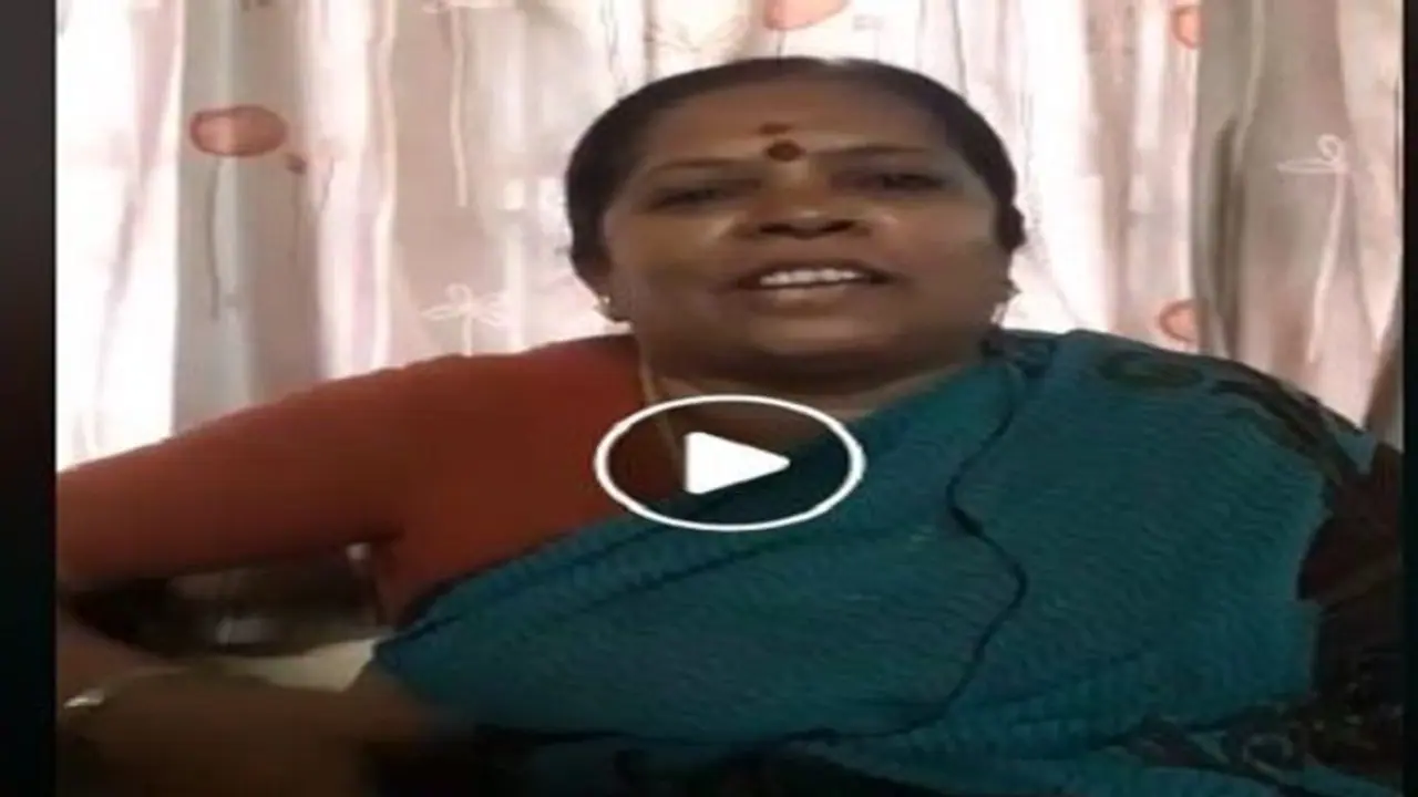 ಪ್ರೇಮ್ ಜನ್ಮ ಜಾಲಾಡಿದ ಶಿವಣ್ಣ ಮಹಿಳಾ ಅಭಿಮಾನಿ, ವಿಡಿಯೋ ವೈರಲ್ ಪ್ರೇಮ್ ಜನ್ಮ ಜಾಲಾಡಿದ ಶಿವಣ್ಣ ಮಹಿಳಾ ಅಭಿಮಾನಿ, ವಿಡಿಯೋ ವೈರಲ್